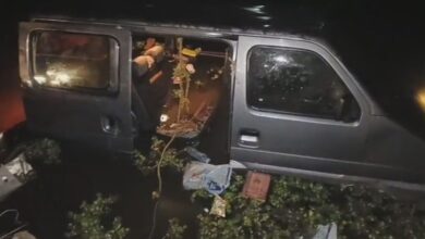 Photo of कानपुर देहात में दिल दहला देने वाला हादसा: एक ही परिवार के 4 सदस्यों की मौत, 6 घायल