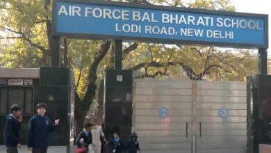 Photo of दिल्ली में फिर बम धमकी का हड़कंप: आर्मी पब्लिक स्कूल धौला कुआं और एयर फोर्स बाल भारती स्कूल लोधी रोड को ई-मेल से मिली धमकी