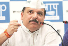 Photo of संजय सिंह की बड़ी प्रतिक्रिया: केजरीवाल- सिसोदिया को फंसाने के लिए रची गई गहरी साजिश