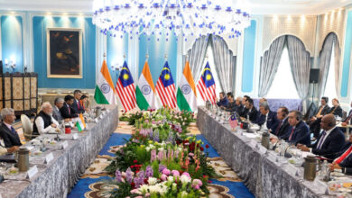 Photo of प्रधानमंत्री मोदी ने कहा भारत और मलेशिया आतंकवाद विरोधी अभियानों, खुफिया जानकारी साझा करने और समुद्री सुरक्षा में सहयोग बढ़ाएंगे