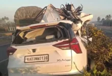 Photo of कर्नाटक में सड़क दुर्घटना ,बेंगलुरु के पास कई वाहनों की टक्कर में 7 लोगों की मौत