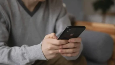 Photo of ई-सिम धोखाधड़ी , मुंबई की एक महिला ने मिनटों में 11 लाख रुपये गंवा दिए