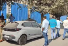 Photo of नोएडा के सेक्टर 39 में एक कार के अंदर एक पुरुष और एक महिला के गोलियों से छलनी शव मिले