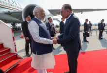 Photo of दो दिवसीय दौरे पर मलेशिया पहुंचने के बाद पीएम मोदी का गर्मजोशी से स्वागत हुआ