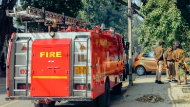 Photo of तेलंगाना की एक प्रयोगशाला में रेडिएटर विस्फोट से भीषण आग लगी, दमकलकर्मी मौके पर पहुंचे