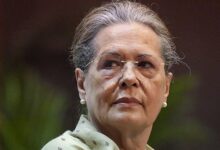 Photo of सोनिया गांधी ने मोदी सरकार पर साधा निशाना: खामेनेई हत्या पर ‘चुप्पी’ को कहा त्यागपत्र, विदेश नीति पर उठाए गंभीर सवाल!