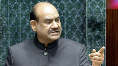 Photo of लोकसभा स्पीकर ओम बिरला के खिलाफ अविश्वास प्रस्ताव: TMC ने दिया समर्थन, बजट सत्र से पहले हलचल तेज
