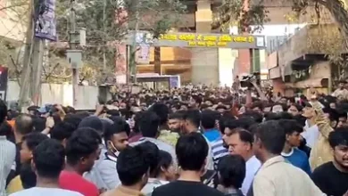 Photo of दिल्ली के उत्तम नगर में होली वॉटर बैलून विवाद: एक युवक की मौत, प्रदर्शन और तनाव