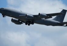Photo of इराक में अमेरिकी KC-135 रिफ्यूलिंग एयरक्राफ्ट क्रैश; ईरान समर्थित ग्रुप ने ली जिम्मेदारी