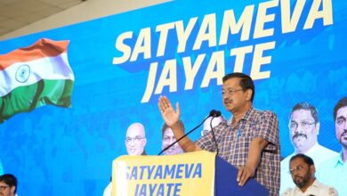 Photo of गोवा में अरविंद केजरीवाल ने AAP कार्यकर्ताओं के साथ देखी डॉक्यूमेंट्री: फर्जी केसों में जेल गए नेताओं की सच्चाई उजागर