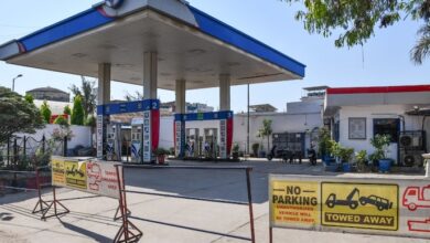 Photo of लॉकडाउन की अफवाहें निराधार, पेट्रोल पंपों पर घबराहट पर सरकार का बयान, कहा ये