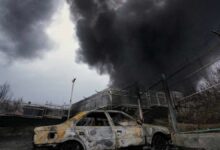 Photo of ओमान में ड्रोन के मलबे से दो लोगों की मौत, ईरान द्वारा पश्चिम एशिया में हमले जारी