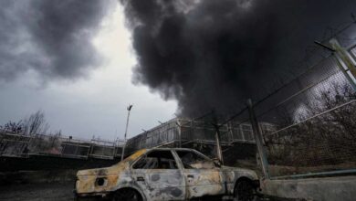 Photo of ओमान में ड्रोन के मलबे से दो लोगों की मौत, ईरान द्वारा पश्चिम एशिया में हमले जारी