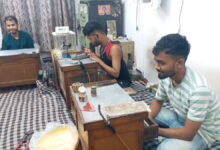 Photo of मध्य प्रदेश: एलपीजी की कमी से आभूषण व्यापार ठप, हजारों कारीगर बेरोजगार