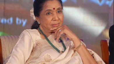 Photo of आशा भोसले को कार्डियक अरेस्ट, मुंबई के ब्रीच कैंडी अस्पताल में भर्ती
