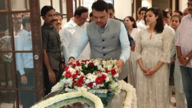 Photo of सुरों की मलिका आशा भोसले का 92 वर्ष की उम्र में निधन, फिल्मी और राजनीतिक हस्तियों ने दी श्रद्धांजलि