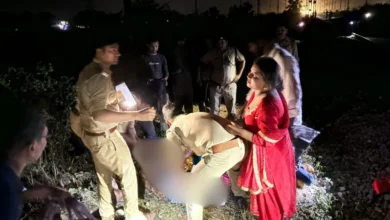 Photo of प्रयागराज में बड़ा रेल हादसा: कालका एक्सप्रेस से एक की मौत, पुरुषोत्तम एक्सप्रेस से 4 और मारे गए, कुल 5 की मौत