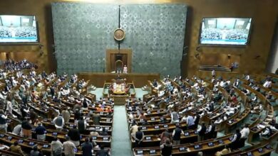 Photo of संसद में महिला आरक्षण और परिसीमन पर आज से चर्चा; स्टालिन ने बिल जलाकर किया विरोध