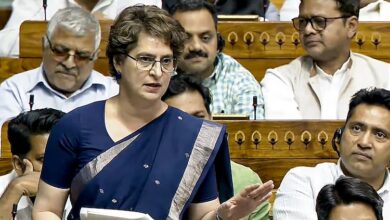 Photo of प्रियंका गांधी ने लोकसभा में दिखाया कमाल: किया तीखा हमला, हंस पड़े अमित शाह
