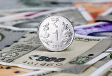 Photo of डॉलर की धौंस या छिपी वजहें? शांति की उम्मीद के बीच रुपया फिर कमजोर, जानें असली कारण