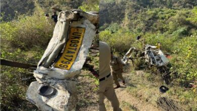 Photo of टिहरी में भयावह सड़क हादसा: चंबा-कोटि रोड पर 300 मीटर गहरी खाई में गिरी गाड़ी, 8 यात्रियों की मौत