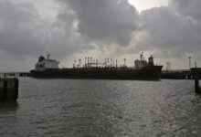 Photo of हॉर्मुज पर अमेरिकी ब्लॉकेड के बावजूद मुंबई पहुंच रहे ऑयल और LPG टैंकर, जानिए कैसे हो रहा है यह संभव