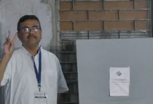Photo of बंगाल में मतदान के बीच सुवेंदु अधिकारी ने टीएमसी को कड़ी चेतावनी दी