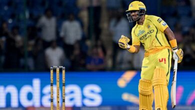 Photo of भरतपुर का ‘सिक्सर किंग’ कार्तिक: CSK ने लुटाए 14.2 करोड़, अब धोनी की जगह ले रहा 19 वर्षीय स्टार!