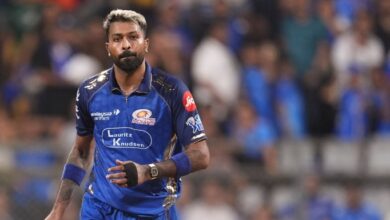 Photo of IPL 2026: प्लेऑफ से बाहर होने के बाद हार्दिक पांड्या ने किया MI को अनफॉलो फिर तुरंत किया फॉलो; अफवाहों का बाजार गर्म