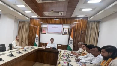 Photo of सुवेंदु अधिकारी ने बांग्लादेश सीमा पर बाड़ लगाने के लिए बीएसएफ को जमीन हस्तांतरित करने की मंजूरी दी