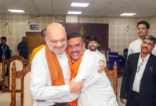 Photo of सुवेंदु अधिकारी बंगाल में भाजपा के पहले मुख्यमंत्री चुने गए , कल सुबह 11 बजे शपथ लेंगे