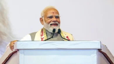 Photo of बेंगलुरु में प्रधानमंत्री मोदी के कार्यक्रम स्थल के पास से जिलेटिन की स्टिक बरामद; संदिग्ध हिरासत में