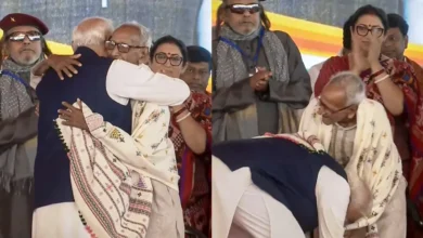 Photo of माखनलाल सरकार कौन हैं? 98 वर्षीय भाजपा कार्यकर्ता, जिनके पैर प्रधानमंत्री मोदी ने छुए