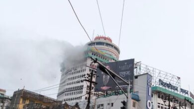 Photo of पटना: बिस्कोमान भवन की 13वीं मंजिल पर भीषण आग, BELTRON कार्यालय जला — कोई हताहत नहीं