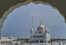 Photo of पाकिस्तान में गुरुद्वारे के अंदर सिख देखभालकर्ता दंपति की गोली मारकर हत्या