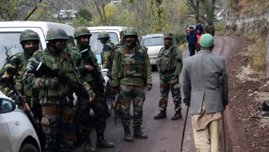 Photo of जम्मू-कश्मीर में एक आकस्मिक ग्रेनेड विस्फोट में एक जेसीओ समेत चार सैनिक घायल