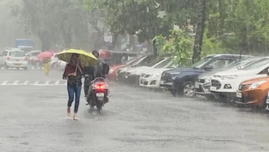 Photo of मुंबई में भारी बारिश के बाद जलभराव से जनजीवन अस्त-व्यस्त