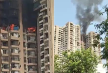 Photo of एसी फटने के बाद नोएडा की एक इमारत में लगी भीषण आग