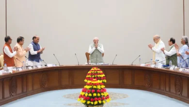 Photo of केंद्रीय मंत्रिमंडल ने सबसे लंबे समय तक निर्वाचित प्रधानमंत्री रहने के लिए नरेंद्र मोदी की सराहना करते हुए एक प्रस्ताव पारित किया