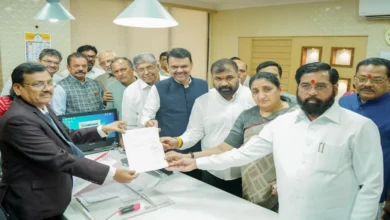 Photo of उद्धव ठाकरे को एक और झटका लगा, यूबीटी एमएलसी सचिन अहीर शिंदे सेना में शामिल