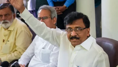 Photo of कुछ लोग कुत्ते जैसे होते हैं, लेकिन वफादार नहीं’: उद्धव ठाकरे पर शिंदे के कटाक्ष के बाद संजय राउत