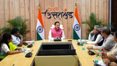 Photo of उत्तराखंड के मुख्यमंत्री ने रेलवे बोर्ड के अध्यक्ष से मुलाकात की और ऋषिकेश-कर्णप्रयाग परियोजना को समय पर पूरा करने पर जोर दिया