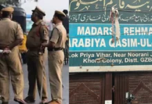 Photo of छात्र की हत्या के बाद अपराधियों को पकड़ने के लिए उत्तर प्रदेश पुलिस ने खोरा कॉलोनी में ‘ऑपरेशन क्लीन स्वीप’ शुरू किया