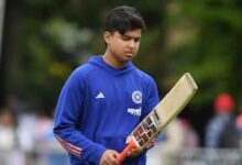 Photo of यूके टूर पर अभी तक प्लेइंग इलेवन में जगह नहीं मिली, 15 साल के वैभव सूर्यवंशी को लेकर एबी डिविलियर्स का बड़ा बयान