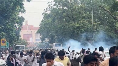 Photo of CJP संसद मार्च: दिल्ली में हंगामा, पुलिस ने की लाठीचार्ज और आंसू गैस की फायरिंग