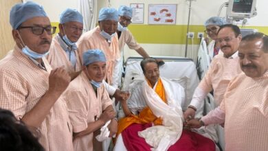Photo of केंद्रीय मंत्रियों जेपी नड्डा और जितेंद्र सिंह की मौजूदगी में सोनम वांगचुक ने तोड़ा 26 दिनों का अनशन, पीएम मोदी ने जताया संतोष