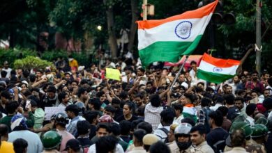 Photo of नीट विवाद: कॉकरोच जनता पार्टी (CJP) का आज देशव्यापी प्रदर्शन, केंद्र के साथ दूसरे दौर की बातचीत दोपहर 12.30 बजे