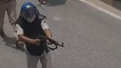 Photo of बिहार: छात्र प्रदर्शनकारियों पर AK-47 से फायरिंग करने वाला पुलिसकर्मी सस्पेंड!, सुप्रीम कोर्ट में PIL दाखिल
