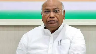 Photo of कांग्रेस अध्यक्ष मल्लिकार्जुन खरगे की बढ़ी मुश्किलें, संगरूर कोर्ट ने जारी किया गिरफ्तारी वारंट