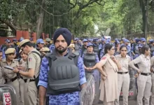 Photo of दिल्ली में हाई अलर्ट: जंतर-मंतर पर बवाल के बाद सिंघु और टिकरी समेत सभी बॉर्डर्स पर सुरक्षा सख्त, मल्टी-लेवल चेकिंग शुरू
